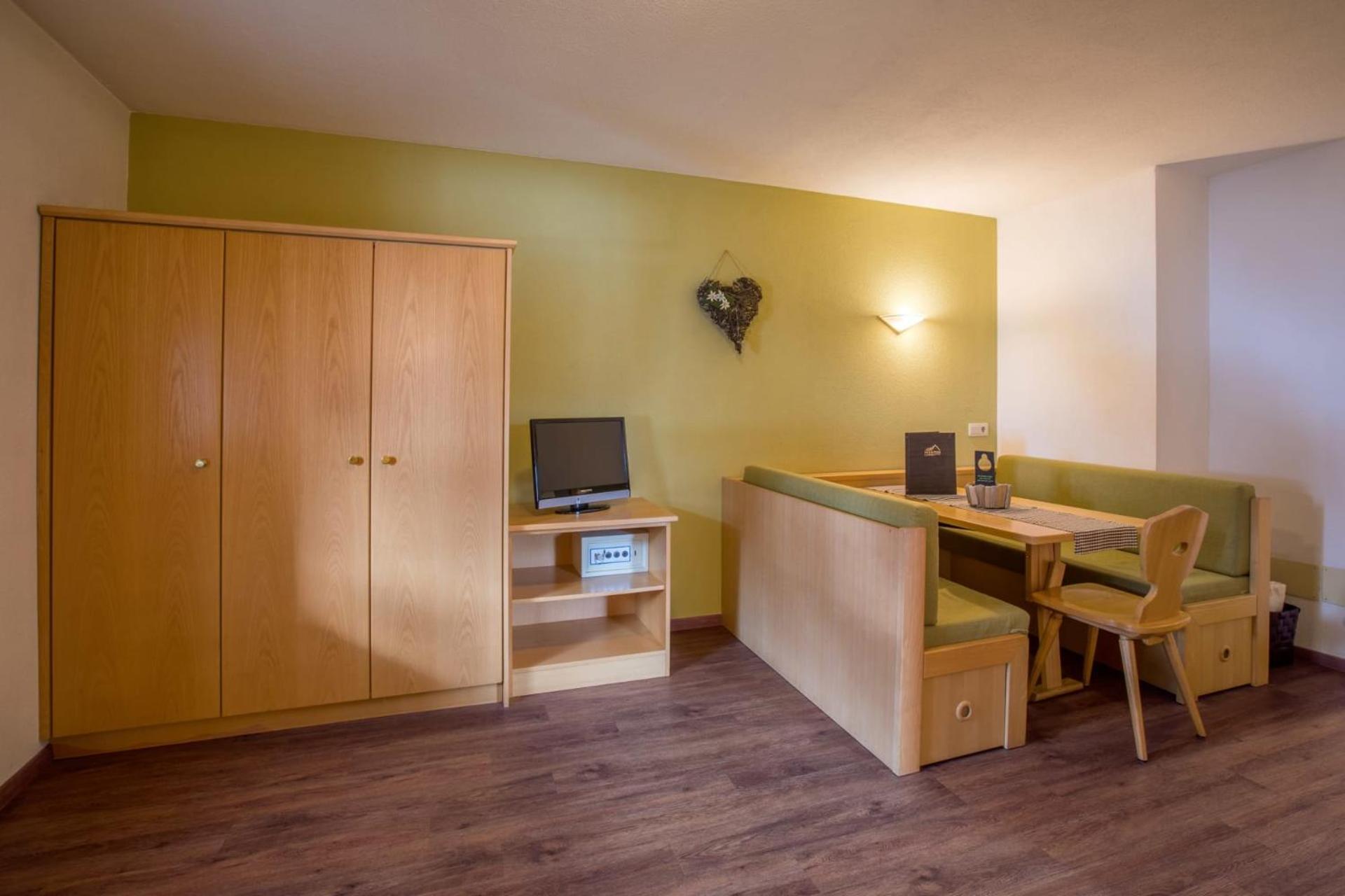 Mountain Living Apartments San Valentino alla Muta Ngoại thất bức ảnh