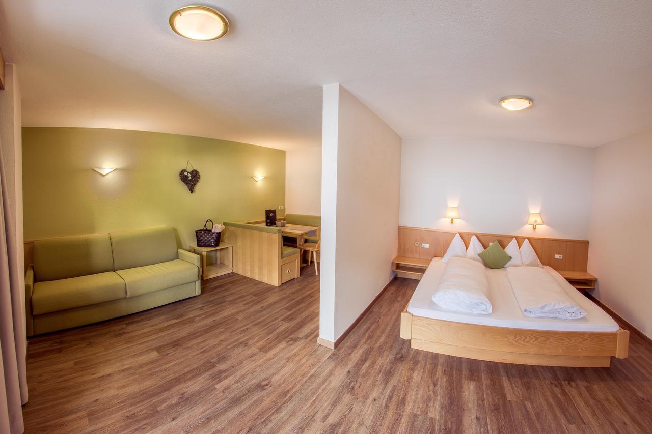 Mountain Living Apartments San Valentino alla Muta Ngoại thất bức ảnh